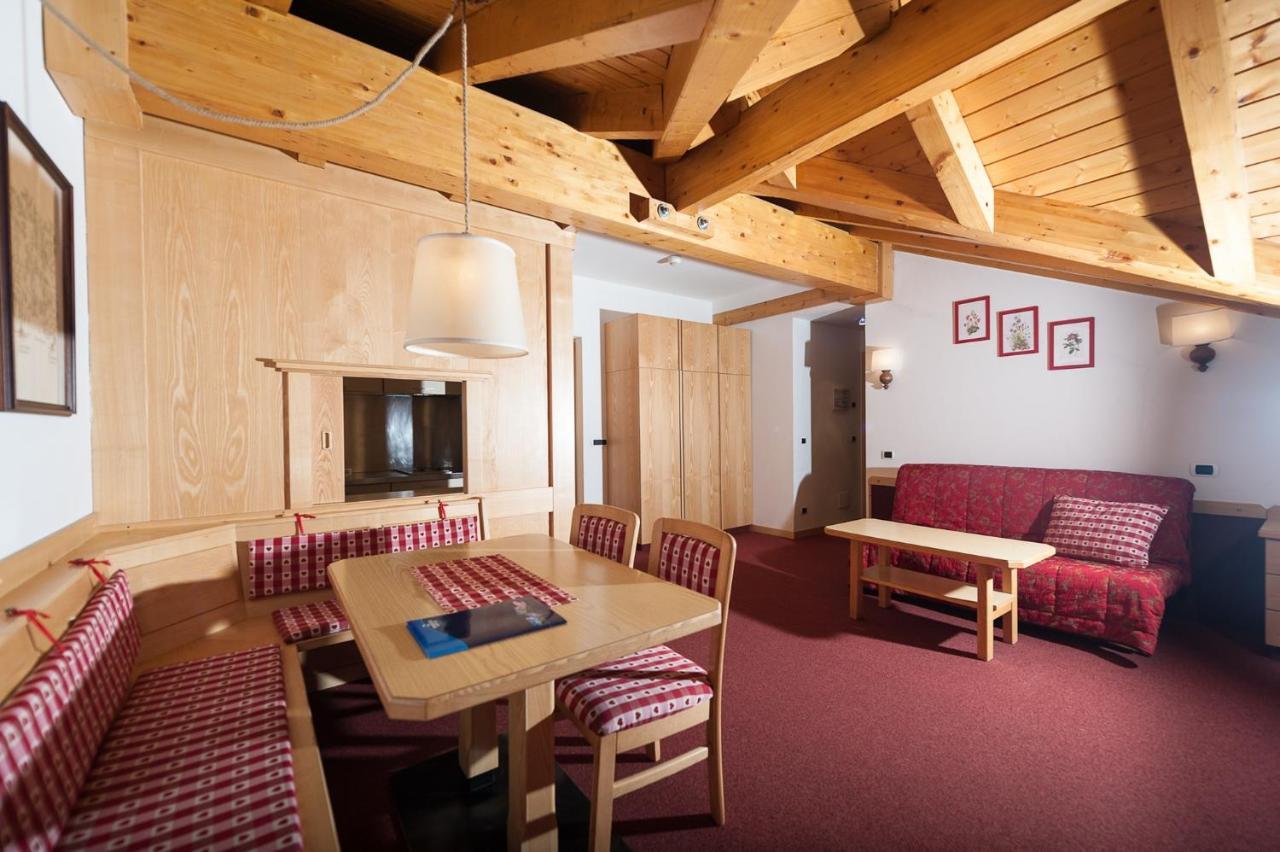 Ambiez Residencehotel Madonna Esterno foto