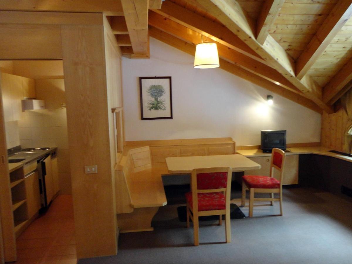 Ambiez Residencehotel Madonna Esterno foto