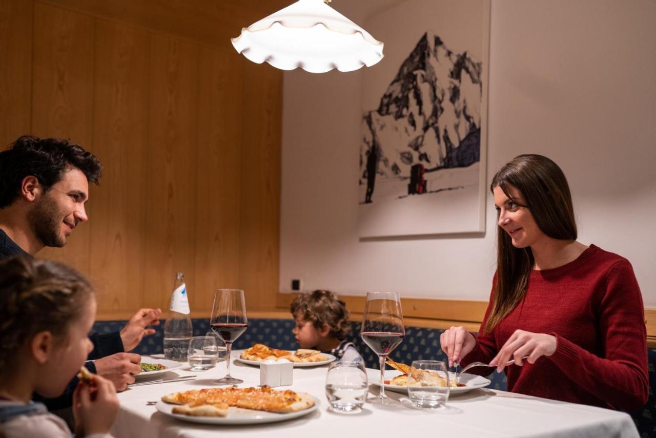 Ambiez Residencehotel Madonna Esterno foto