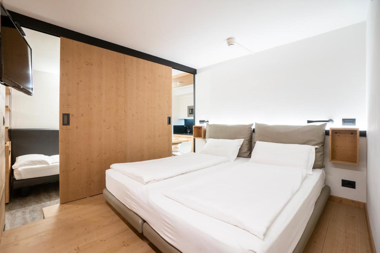 Ambiez Residencehotel Madonna Esterno foto