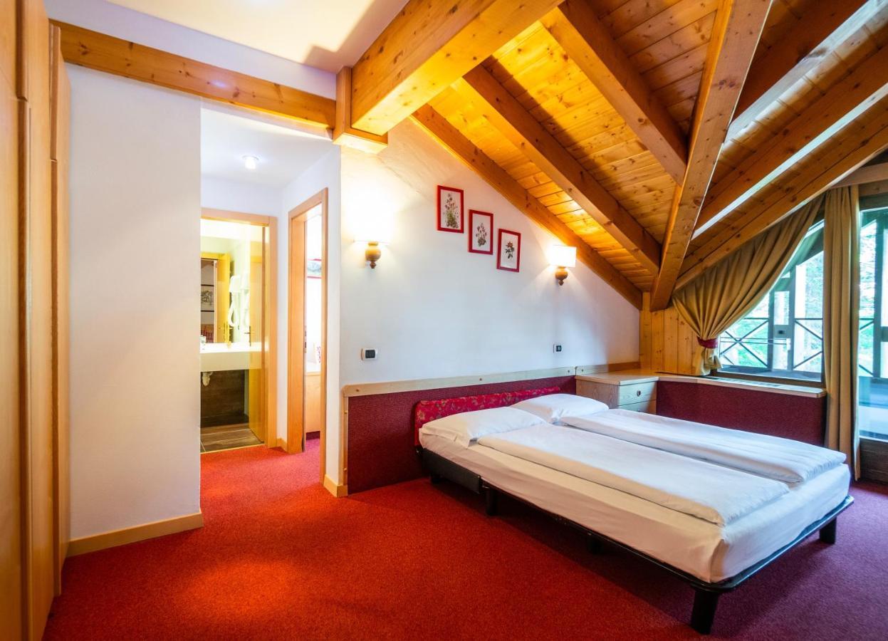 Ambiez Residencehotel Madonna Esterno foto