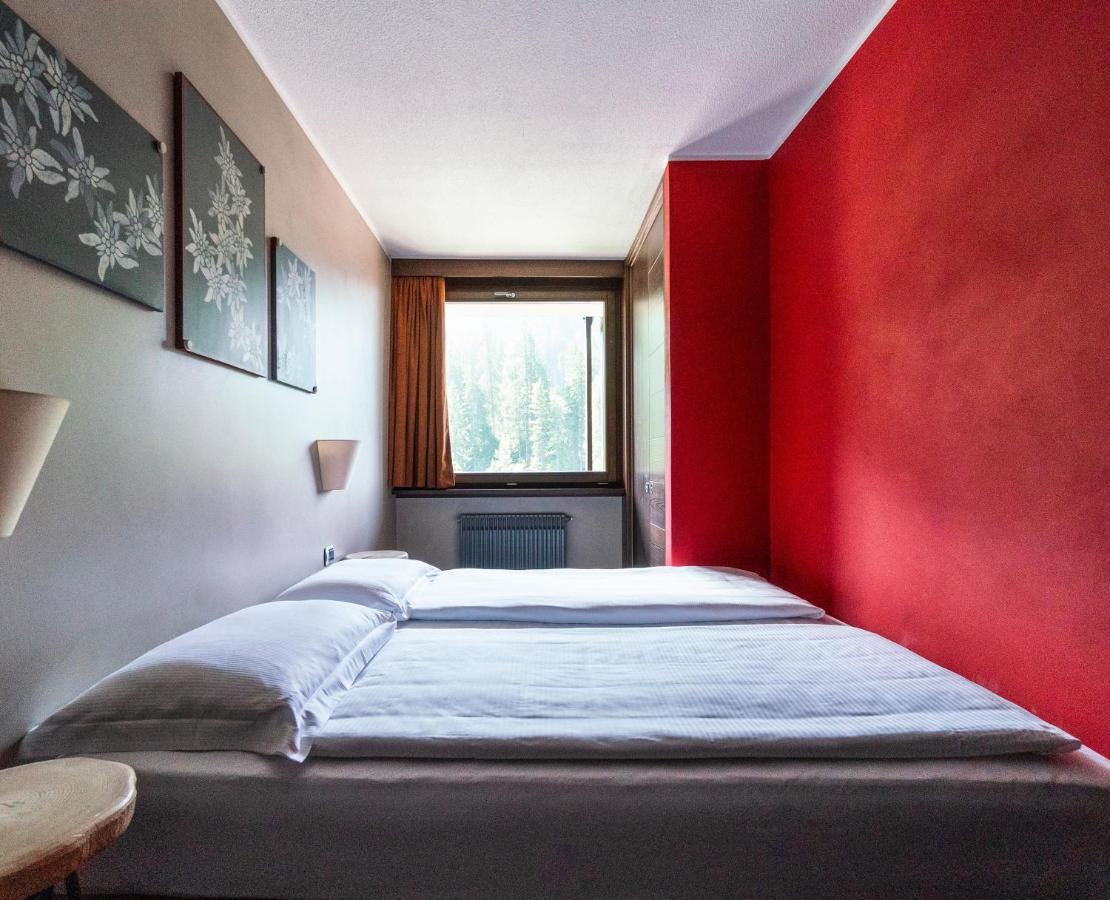 Ambiez Residencehotel Madonna Esterno foto