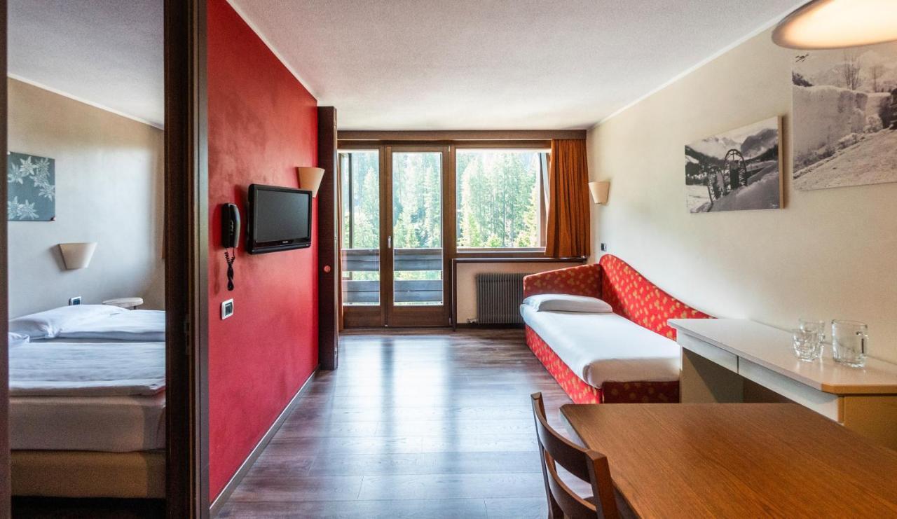 Ambiez Residencehotel Madonna Esterno foto