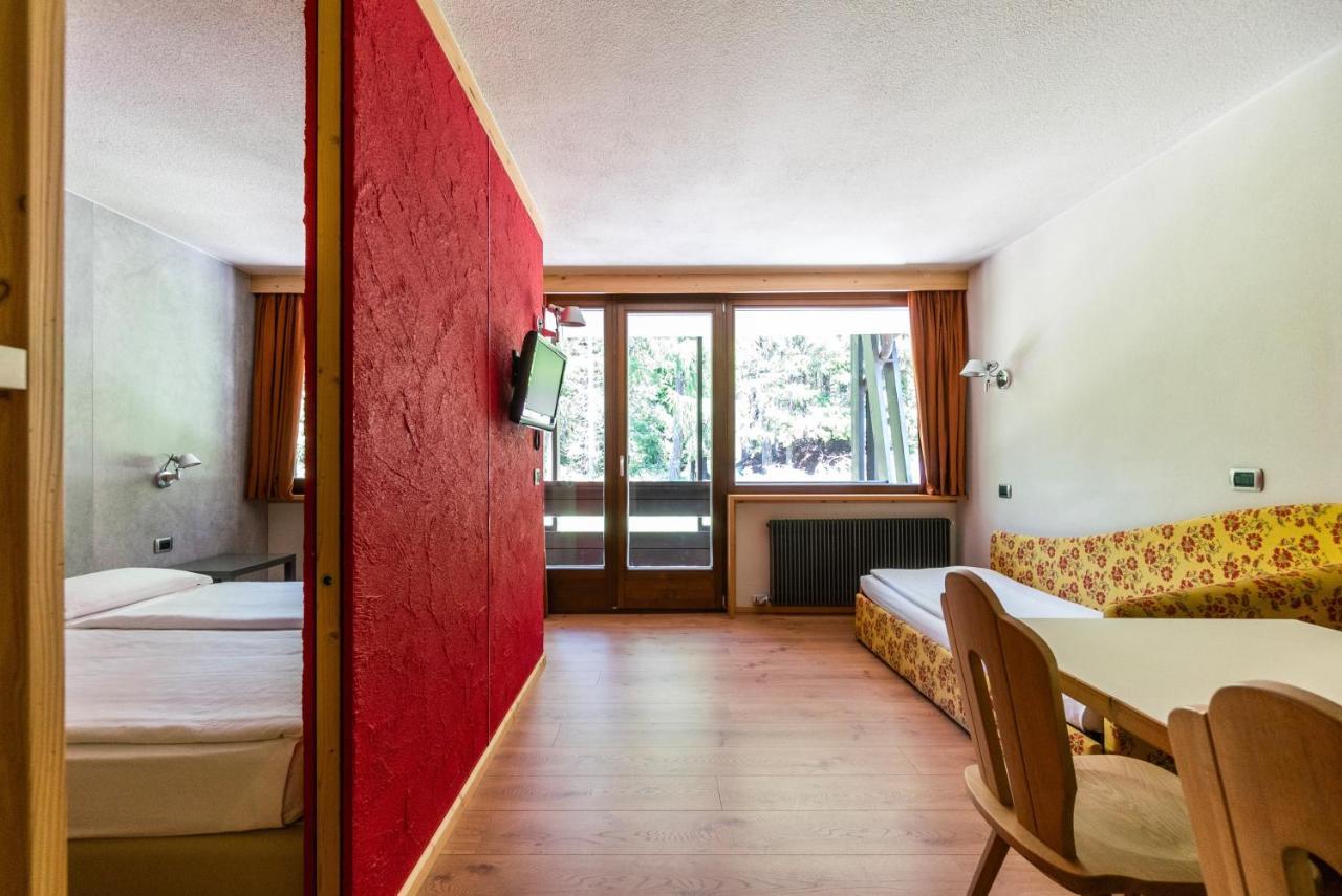 Ambiez Residencehotel Madonna Esterno foto